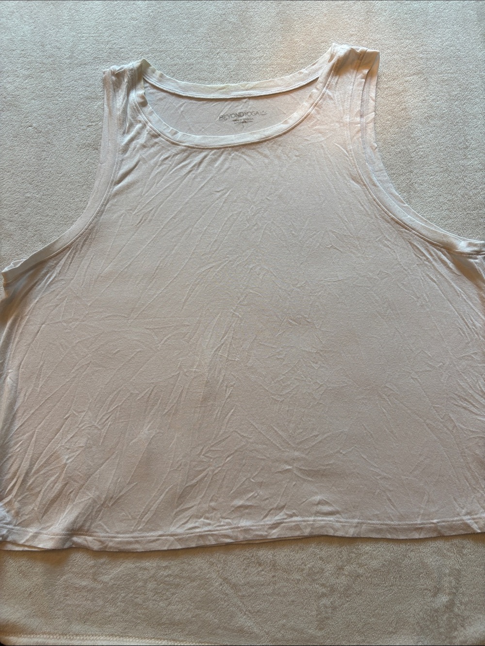 BEYOND YOGA WHITE SCOOP NECK TANK TOP